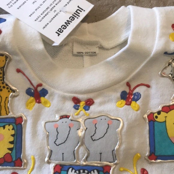 Handmade bib with animals - Picture 8 of 8